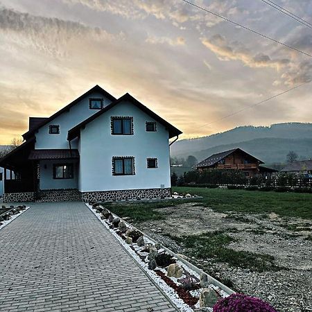 Casa Din Podirei Villa Capu Cîmpului Exteriör bild