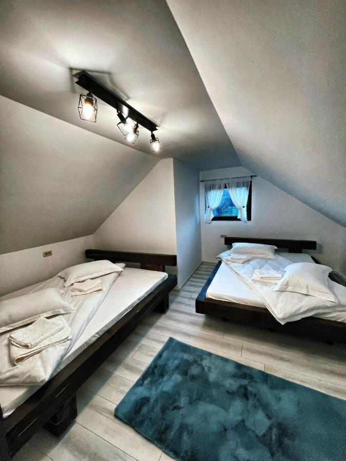 Casa Din Podirei Villa Capu Cîmpului Exteriör bild