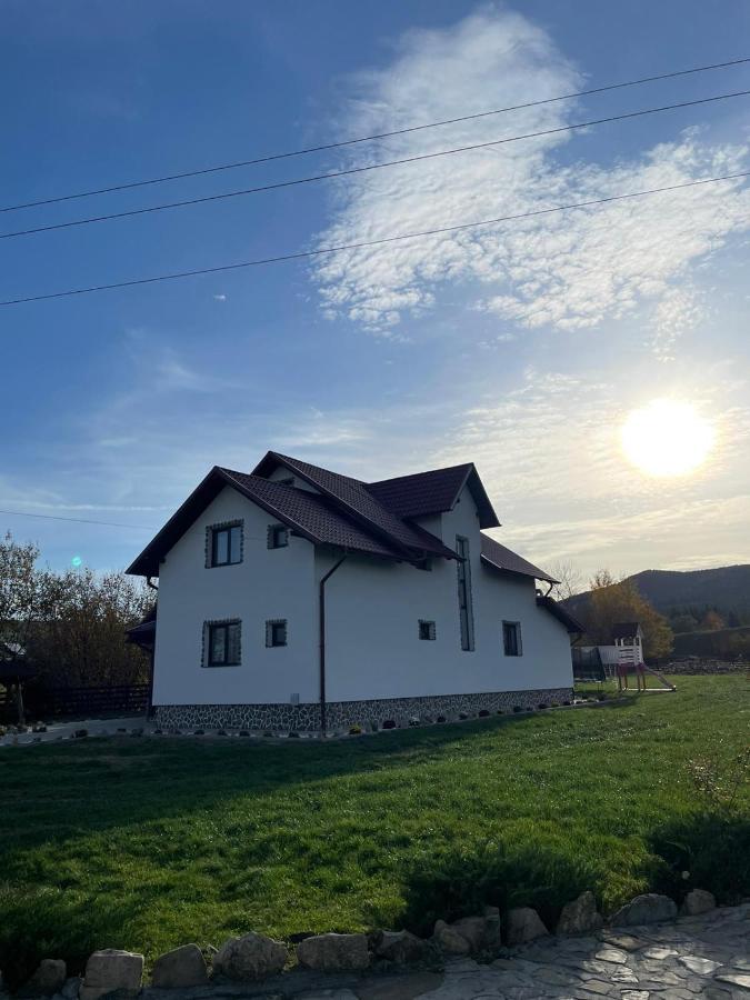 Casa Din Podirei Villa Capu Cîmpului Exteriör bild