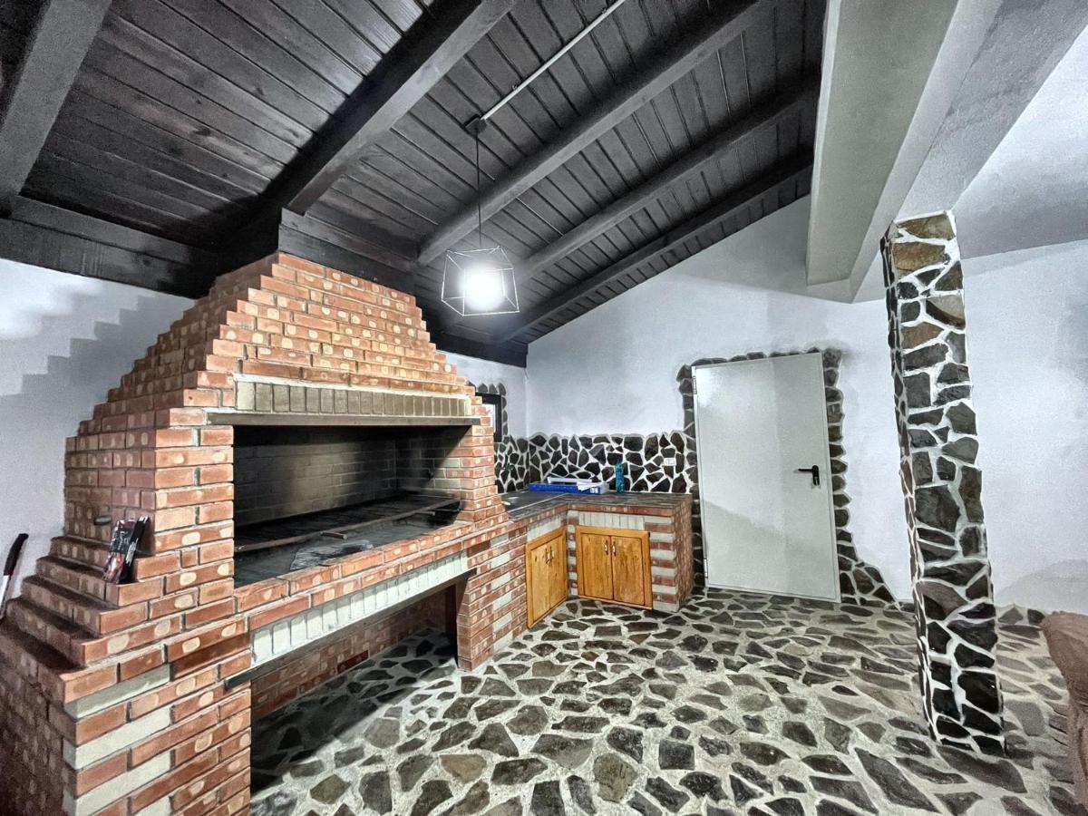 Casa Din Podirei Villa Capu Cîmpului Exteriör bild